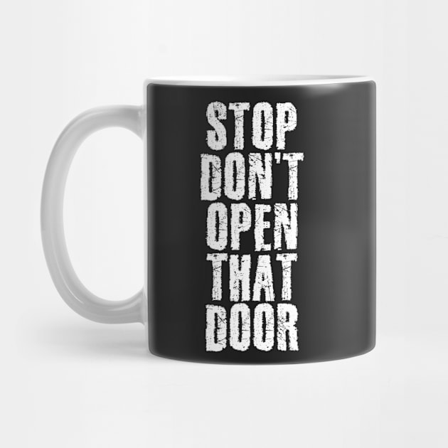 Don't Open That Door by snitts